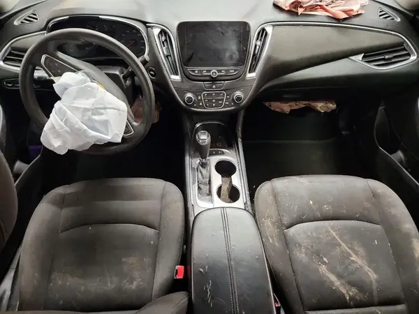 1G1ZD5ST9KF137320 2019 CHEVROLET MALIBU - Image 8