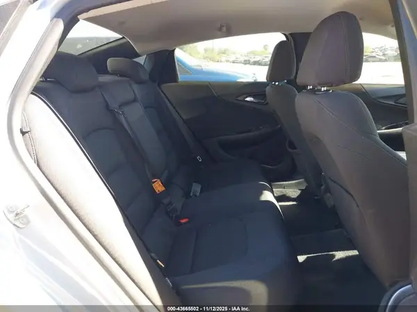 1G1ZD5ST9KF145241 2019 CHEVROLET MALIBU - Image 8