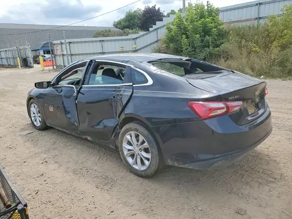 1G1ZD5ST9KF148382 2019 CHEVROLET MALIBU - Image 2