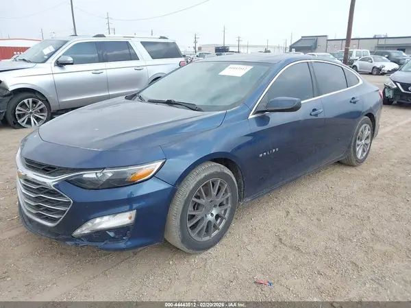 1G1ZD5ST9KF149712 2019 CHEVROLET MALIBU - Image 2
