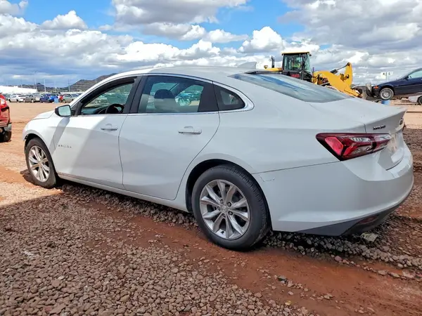 1G1ZD5ST9KF159365 2019 CHEVROLET MALIBU - Image 2