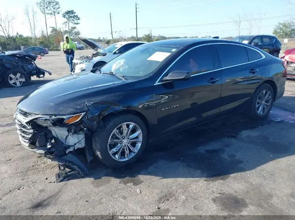 1G1ZD5ST9KF184086 2019 CHEVROLET MALIBU - Image 2