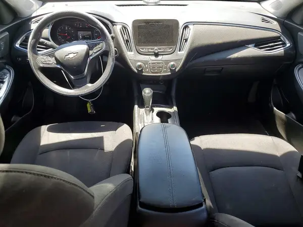 1G1ZD5ST9KF195556 2019 CHEVROLET MALIBU - Image 8