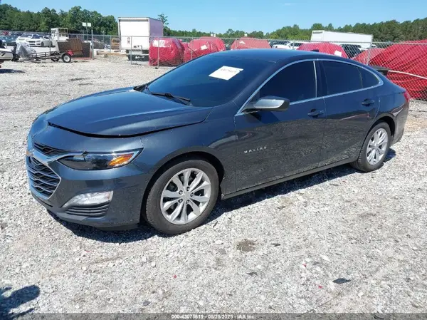 1G1ZD5ST9KF196724 2019 CHEVROLET MALIBU - Image 2