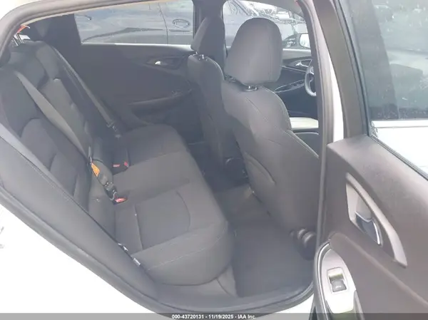 1G1ZD5ST9KF205874 2019 CHEVROLET MALIBU - Image 8