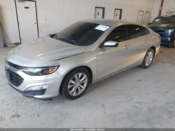 1G1ZD5ST9KF221072 2019 CHEVROLET MALIBU - Image 2