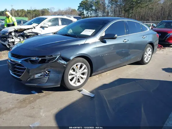1G1ZD5ST9KF221721 2019 CHEVROLET MALIBU - Image 2
