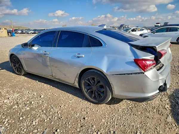 1G1ZD5ST9LF010682 2020 CHEVROLET MALIBU - Image 2