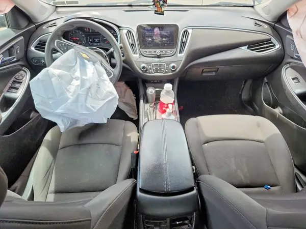 1G1ZD5ST9LF109860 2020 CHEVROLET MALIBU - Image 8