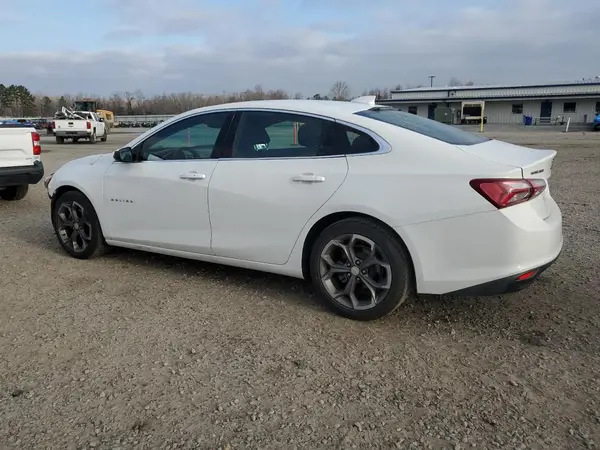 1G1ZD5ST9LF111236 2020 CHEVROLET MALIBU - Image 2