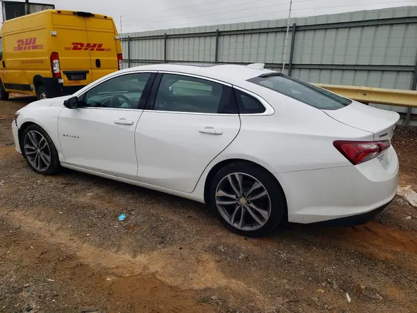 1G1ZD5ST9MF051685 2021 CHEVROLET MALIBU - Image 2
