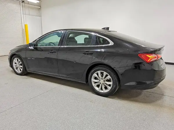 1G1ZD5ST9MF060449 2021 CHEVROLET MALIBU - Image 2