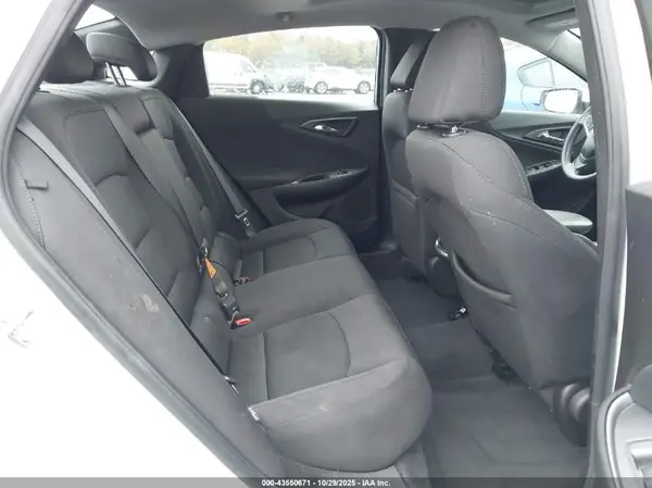1G1ZD5ST9NF157667 2022 CHEVROLET MALIBU - Image 8
