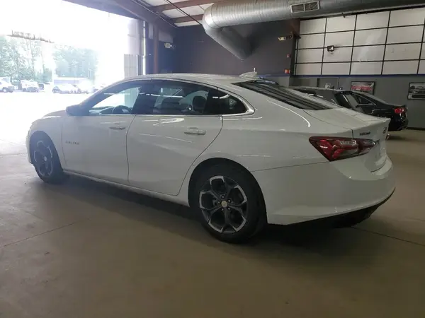 1G1ZD5ST9NF173447 2022 CHEVROLET MALIBU - Image 2
