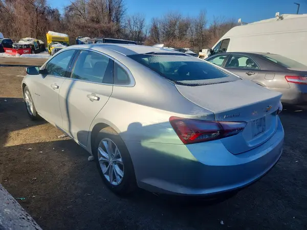 1G1ZD5ST9NF178440 2022 CHEVROLET MALIBU - Image 2