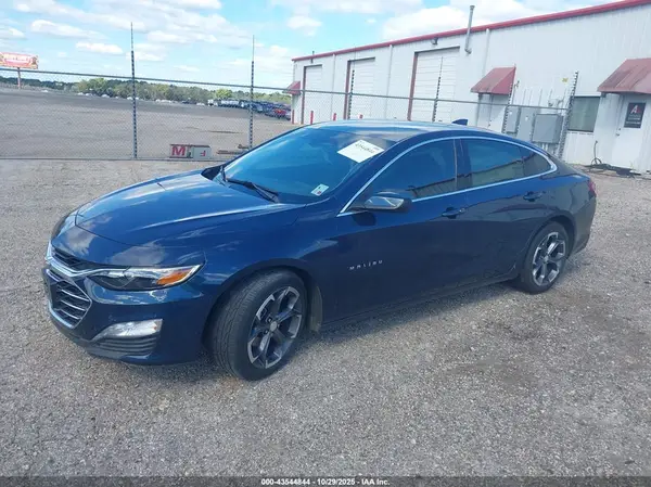 1G1ZD5ST9NF181175 2022 CHEVROLET MALIBU - Image 2