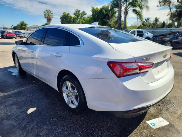 1G1ZD5ST9NF193083 2022 CHEVROLET MALIBU - Image 2