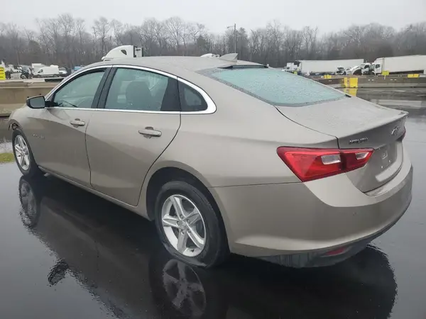 1G1ZD5ST9RF233071 2024 CHEVROLET MALIBU - Image 2