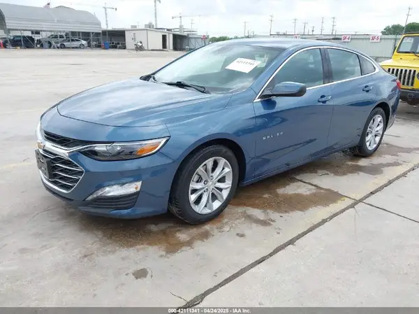 1G1ZD5ST9RF235211 2024 CHEVROLET MALIBU - Image 2