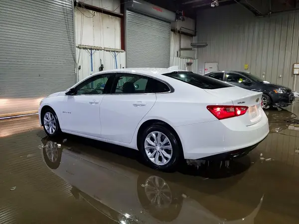 1G1ZD5ST9SF155798 2025 CHEVROLET MALIBU - Image 2