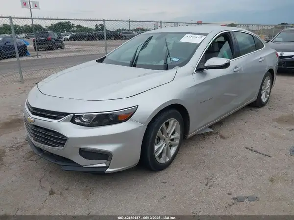 1G1ZD5STXJF104616 2018 CHEVROLET MALIBU - Image 2