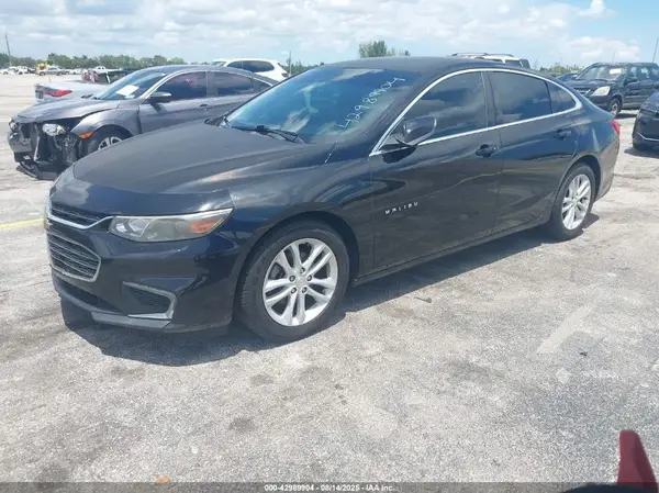 1G1ZD5STXJF106060 2018 CHEVROLET MALIBU - Image 2