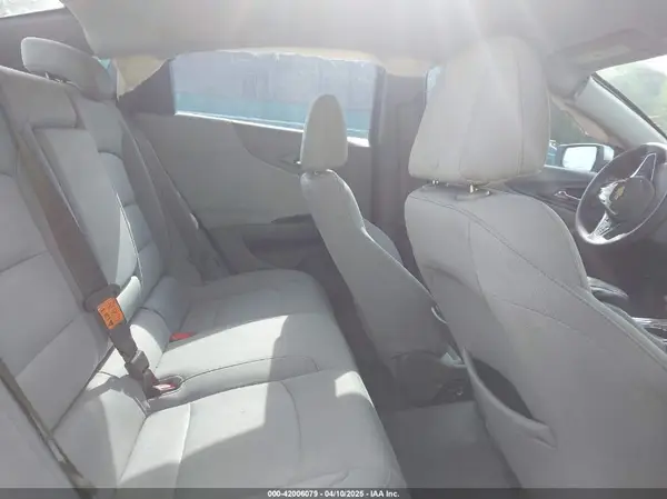 1G1ZD5STXJF111789 2018 CHEVROLET MALIBU - Image 8