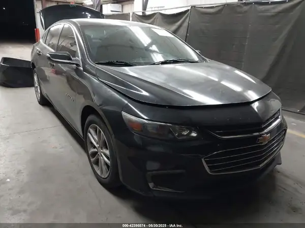 1G1ZD5STXJF118824 2018 CHEVROLET MALIBU - Image 1