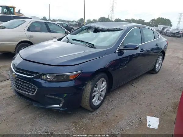 1G1ZD5STXJF120525 2018 CHEVROLET MALIBU - Image 2