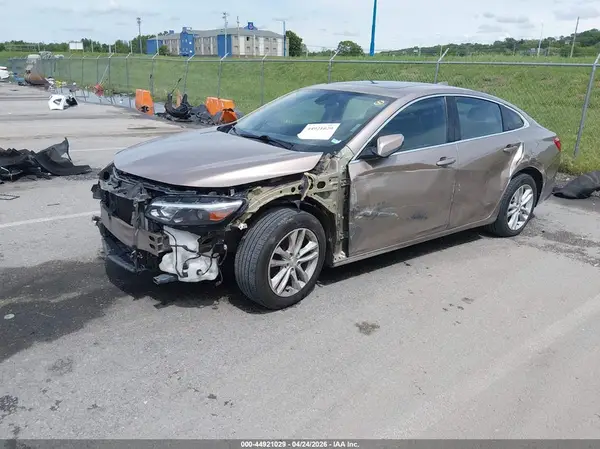 1G1ZD5STXJF121108 2018 CHEVROLET MALIBU - Image 2