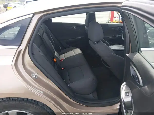 1G1ZD5STXJF121108 2018 CHEVROLET MALIBU - Image 8