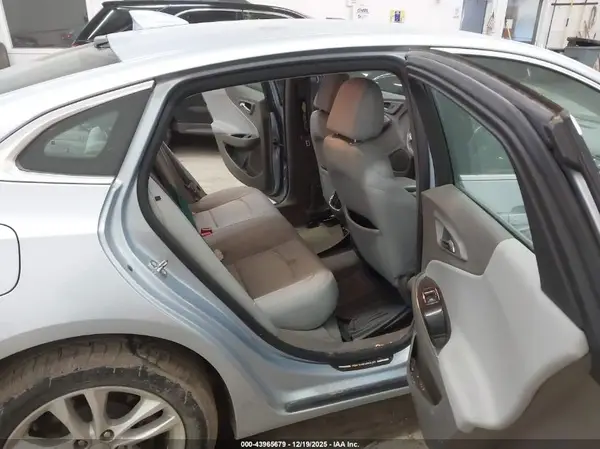 1G1ZD5STXJF123649 2018 CHEVROLET MALIBU - Image 8