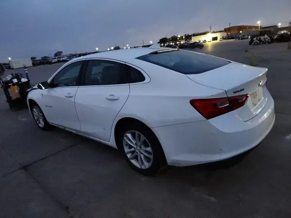 1G1ZD5STXJF128706 2018 CHEVROLET MALIBU - Image 2
