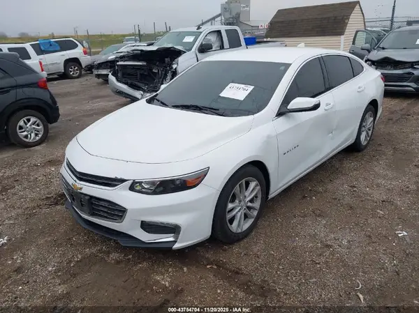 1G1ZD5STXJF129919 2018 CHEVROLET MALIBU - Image 2