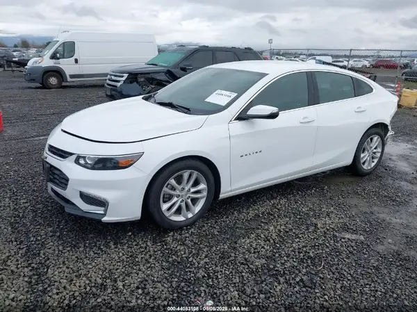1G1ZD5STXJF130083 2018 CHEVROLET MALIBU - Image 2