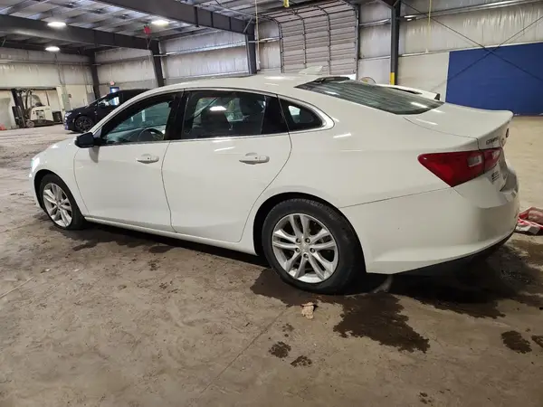 1G1ZD5STXJF130214 2018 CHEVROLET MALIBU - Image 2