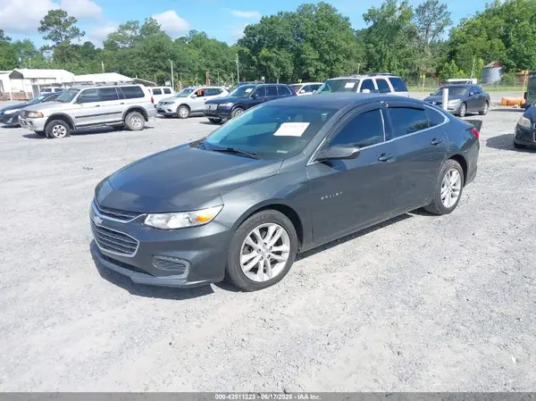 1G1ZD5STXJF134828 2018 CHEVROLET MALIBU - Image 2