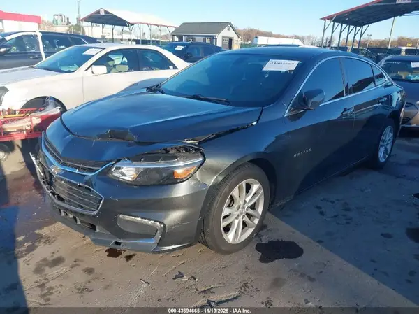 1G1ZD5STXJF136949 2018 CHEVROLET MALIBU - Image 2