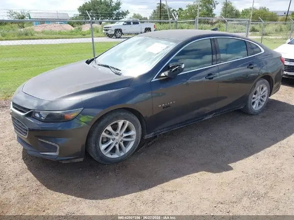1G1ZD5STXJF137812 2018 CHEVROLET MALIBU - Image 2