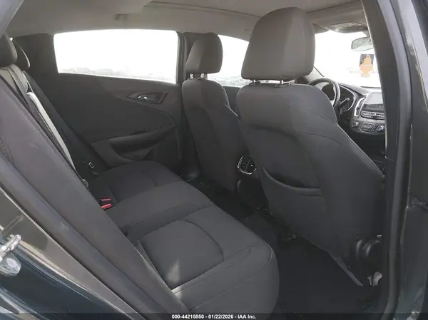 1G1ZD5STXJF143898 2018 CHEVROLET MALIBU - Image 8