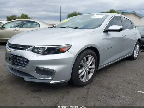 1G1ZD5STXJF144310 2018 CHEVROLET MALIBU - Image 2