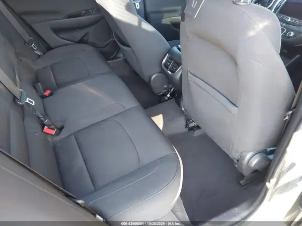 1G1ZD5STXJF146543 2018 CHEVROLET MALIBU - Image 8