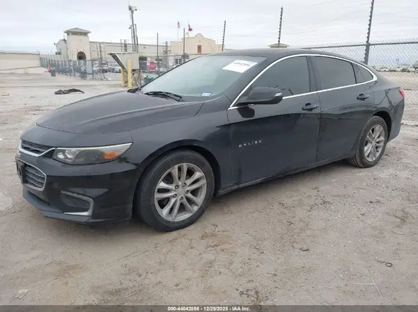 1G1ZD5STXJF149135 2018 CHEVROLET MALIBU - Image 2