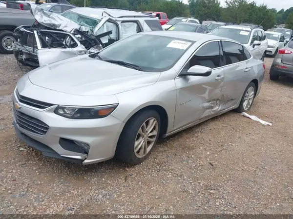 1G1ZD5STXJF150575 2018 CHEVROLET MALIBU - Image 2