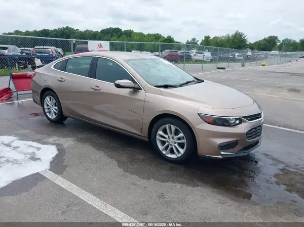 1G1ZD5STXJF154657 2018 CHEVROLET MALIBU - Image 1