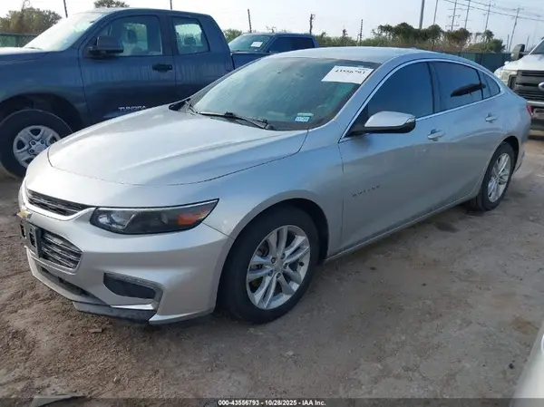1G1ZD5STXJF159003 2018 CHEVROLET MALIBU - Image 2