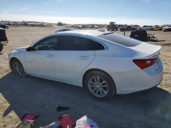 1G1ZD5STXJF159079 2018 CHEVROLET MALIBU - Image 2