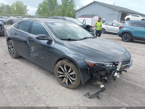 1G1ZD5STXJF160510 2018 CHEVROLET MALIBU - Image 1