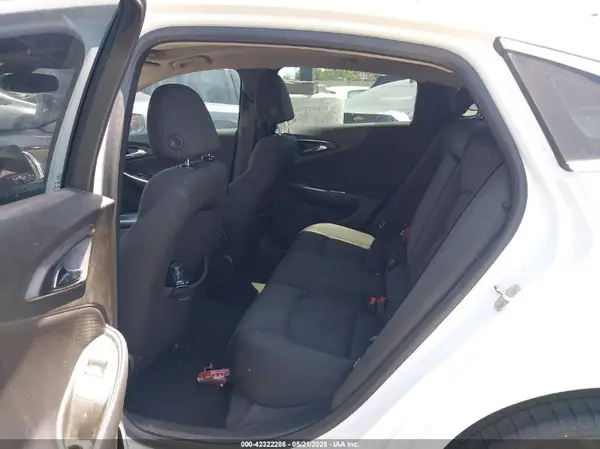 1G1ZD5STXJF168851 2018 CHEVROLET MALIBU - Image 8