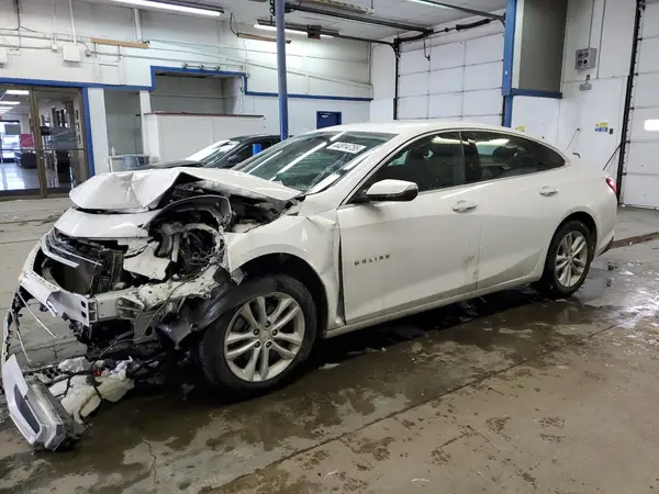 1G1ZD5STXJF173077 2018 CHEVROLET MALIBU - Image 1
